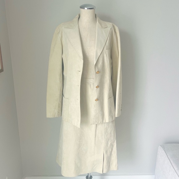 Vintage 1970s / 80s Abe Schrader cream suede suit - Picture 3 of 9